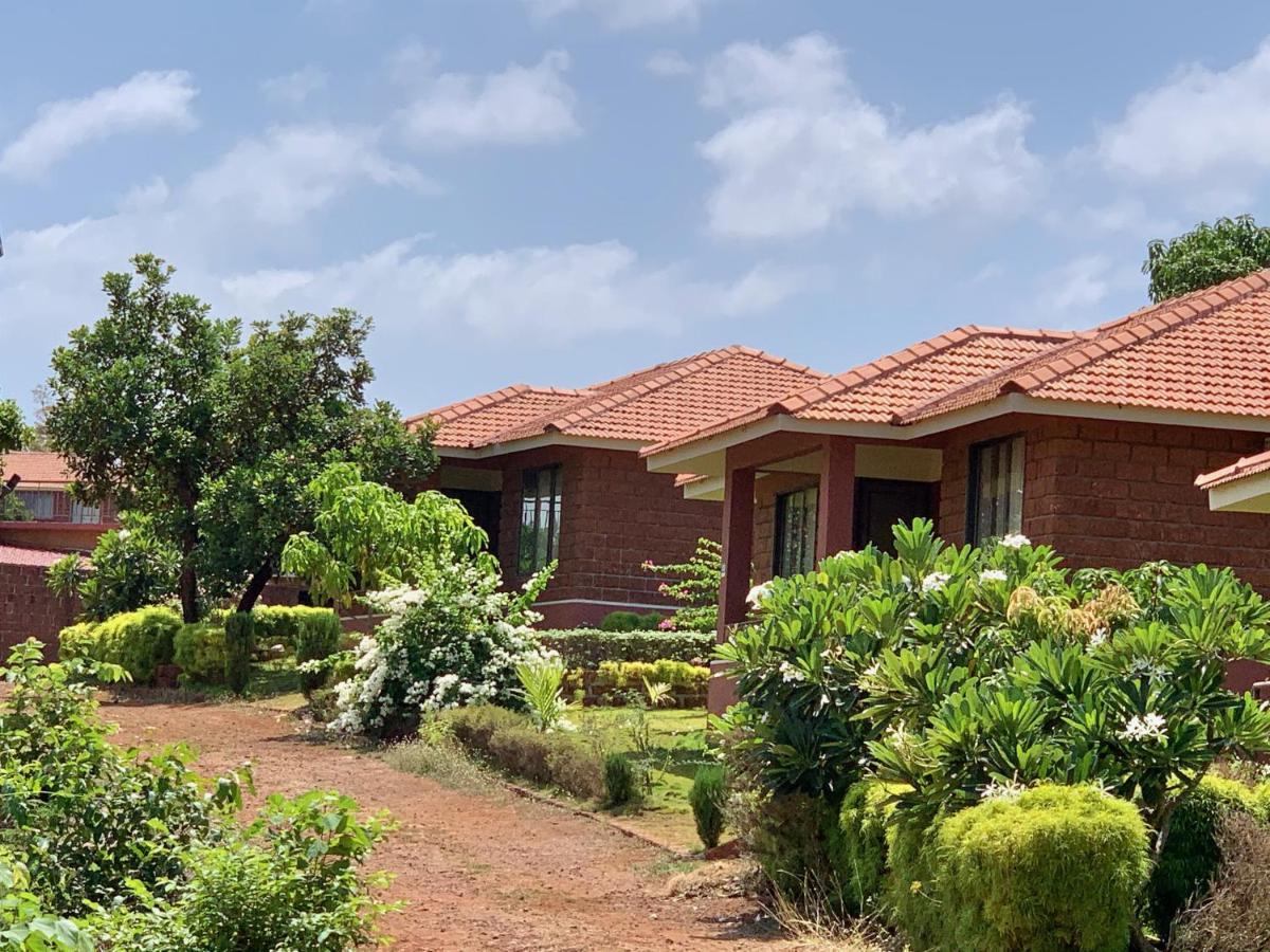 Regenta Resort Mango Village Guhagar Kudan Экстерьер фото