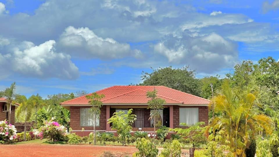 Regenta Resort Mango Village Guhagar Kudan Экстерьер фото